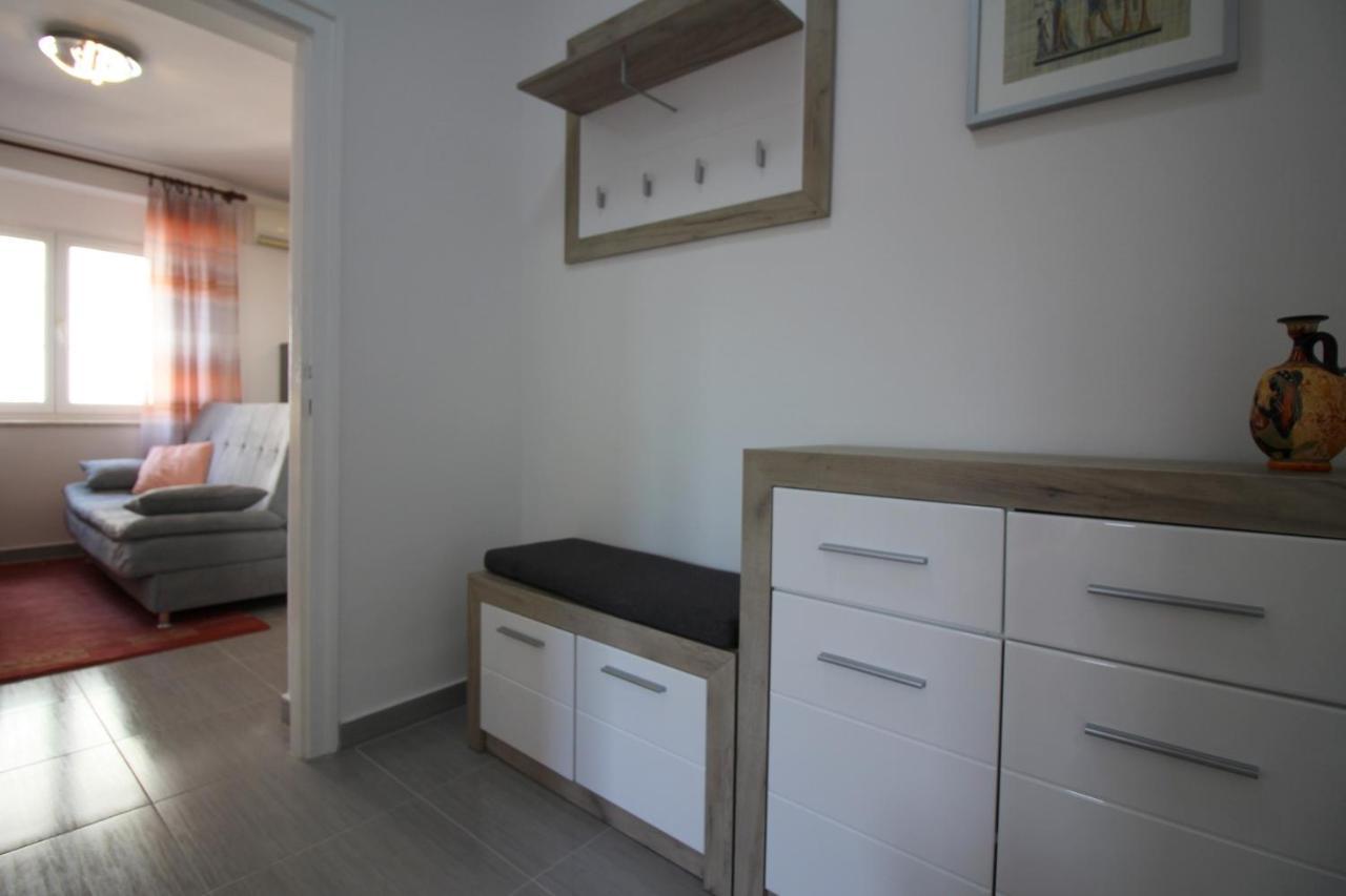 Apartment Agata In City Center Poreč Exterior foto